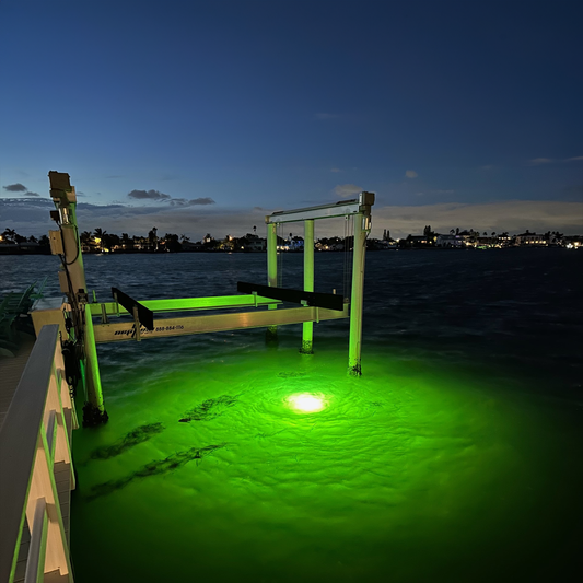 Understanding Tides and Currents Around Lighted Docks
